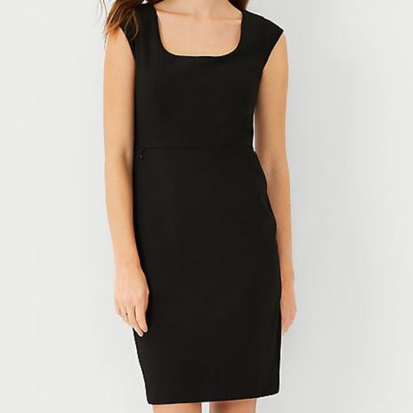 Ann Taylor Scoop Neck Dress in Bi-Stretch, Black, Size 0 - Picture 1 of 13